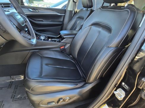 Used 2023 Jeep Grand Cherokee Limited w/ Trailer Tow Prep Group (B) image 14