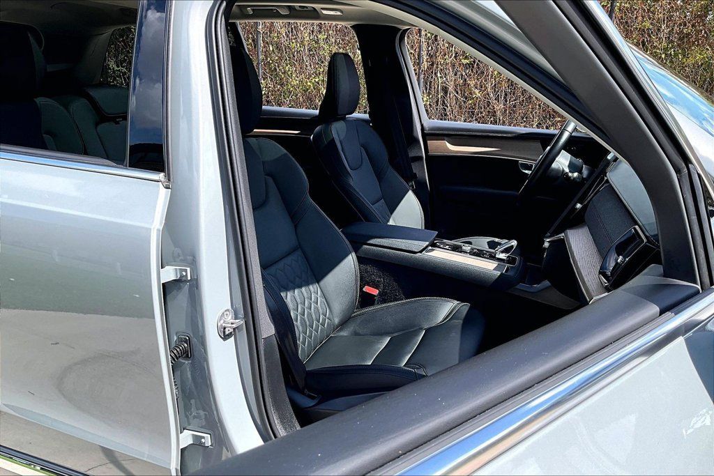 Certified 2026 Volvo XC90 B6 Plus AWD/4WD image 10