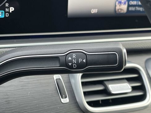 Certified 2025 Mercedes-Benz GLE 350 4MATIC image 33