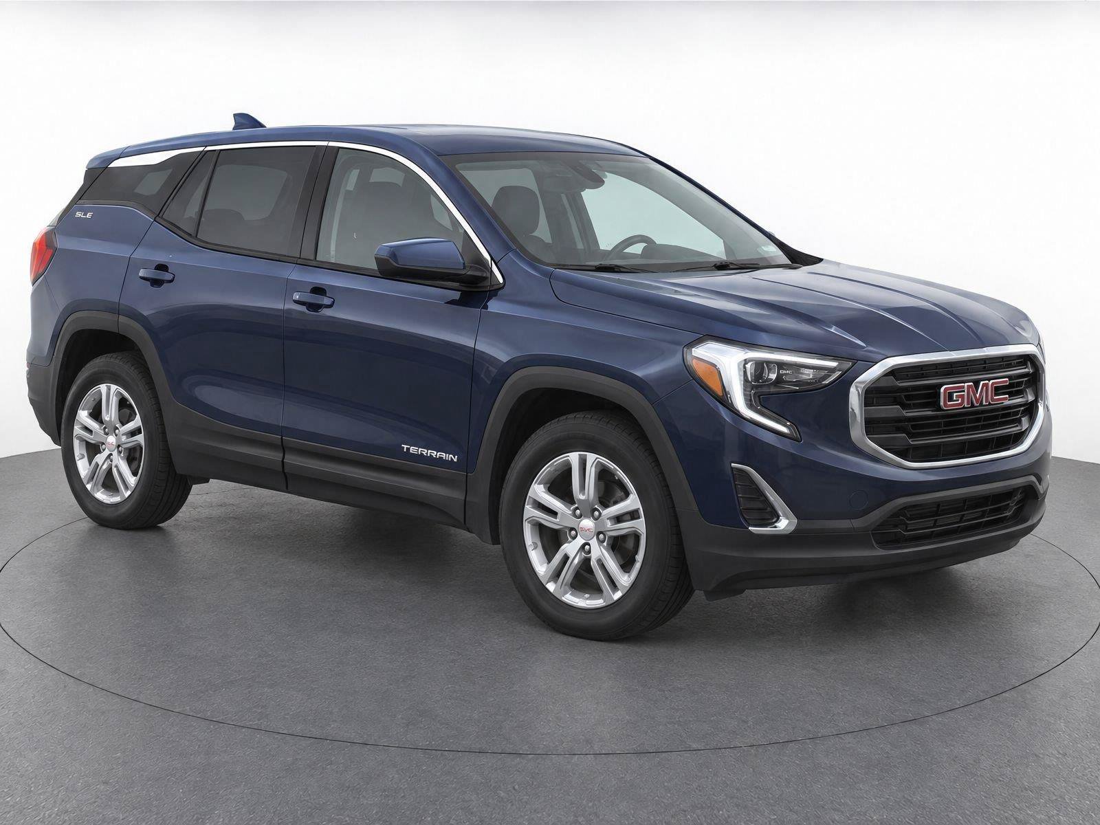Used 2018 GMC Terrain SLE AWD/4WD image 1