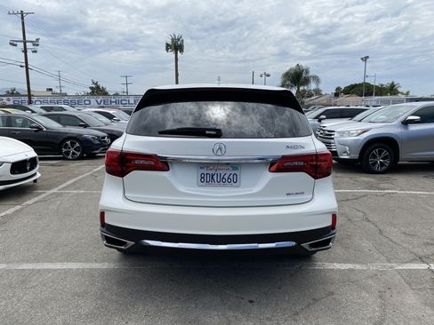 Used 2018 Acura MDX SH-AWD w/ Technology Package image 10