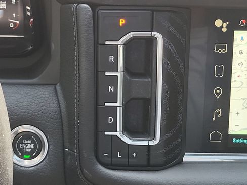 Used 2022 GMC Yukon Denali AWD/4WD image 16