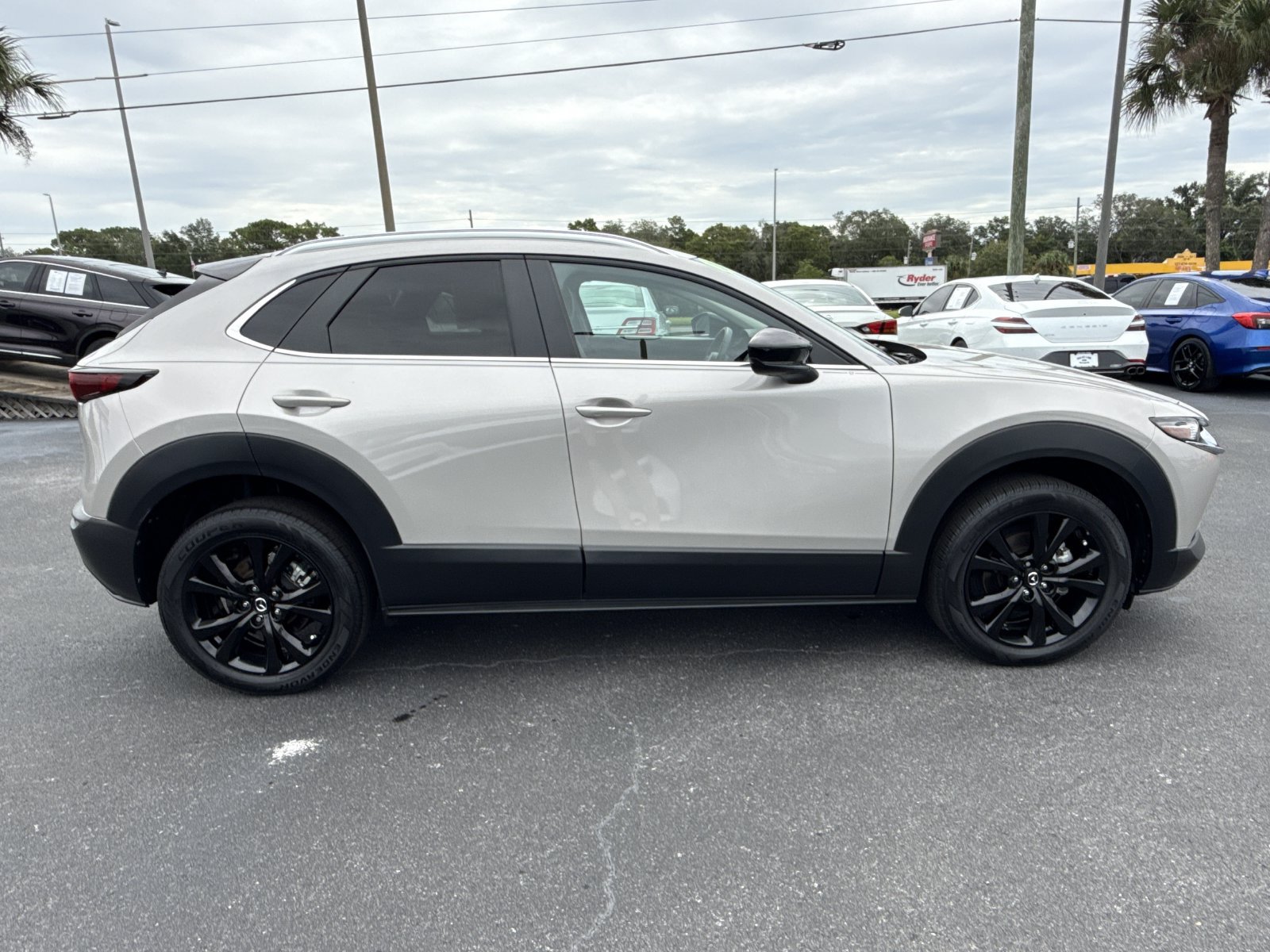 Used 2024 MAZDA CX-30 AWD 2.5 S w/ Select Sport Pkg image 2