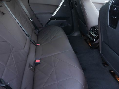 Certified 2025 BMW iX xDrive50 w/ Premium Package image 33