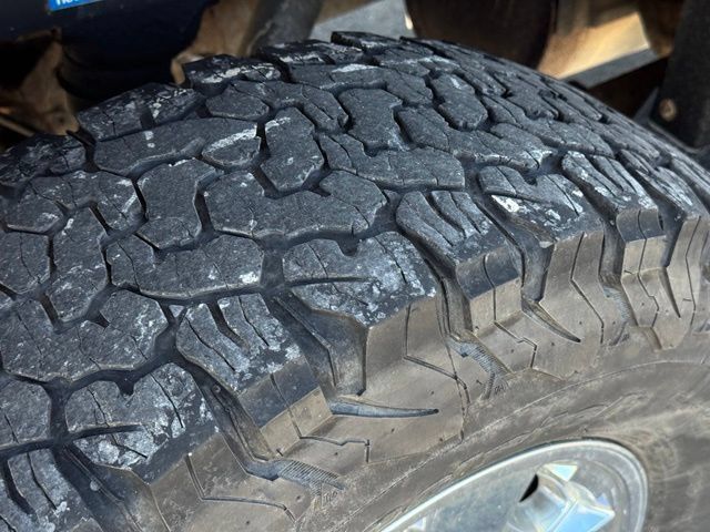 Used 2015 Chevrolet Silverado 2500 LT AWD/4WD image 35