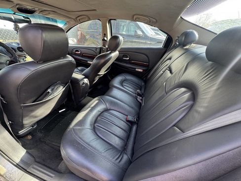Used 2000 Chrysler 300M image 13