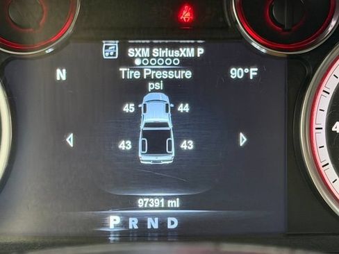 Used 2018 RAM 1500 Laramie w/ Convenience Group AWD/4WD image 10