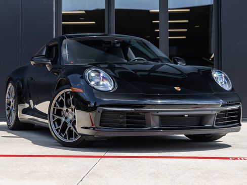 Certified 2021 Porsche 911 Carrera RWD image 6