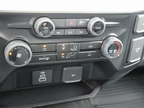 New 2026 Ford F250 XLT w/ FX4 Off-Road Package image 19