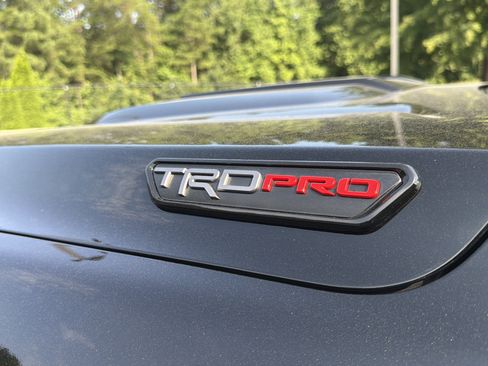 Used 2025 Toyota Tacoma TRD Pro AWD/4WD image 32