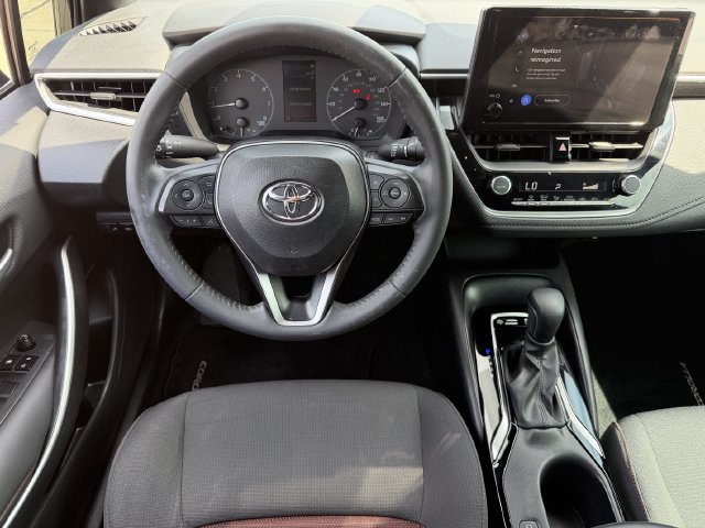 Used 2024 Toyota Corolla SE FWD image 11