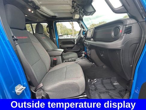 Used 2025 Jeep Wrangler Unlimited Rubicon image 21