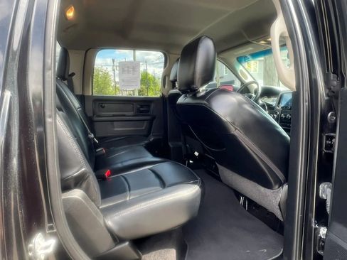 Used 2017 RAM 1500 Express AWD/4WD image 28