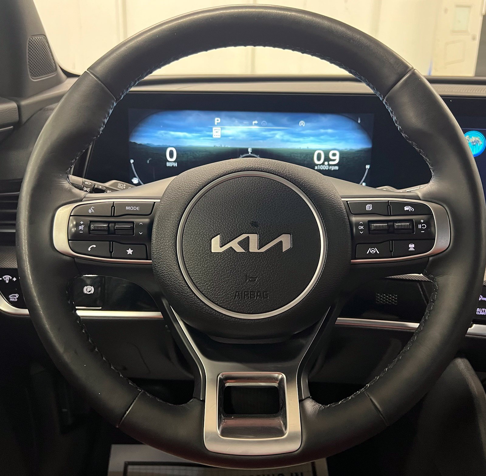 Used 2024 Kia Sportage SX FWD image 12