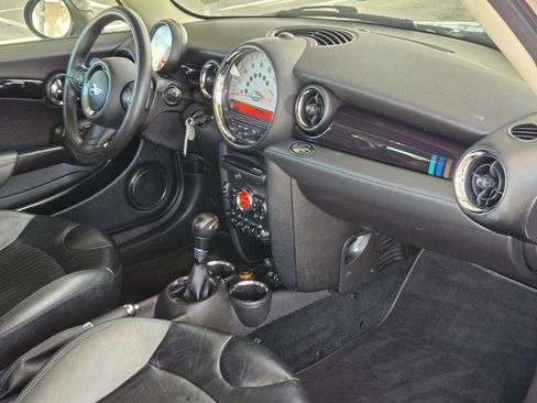 Used 2013 MINI Cooper S FWD image 27