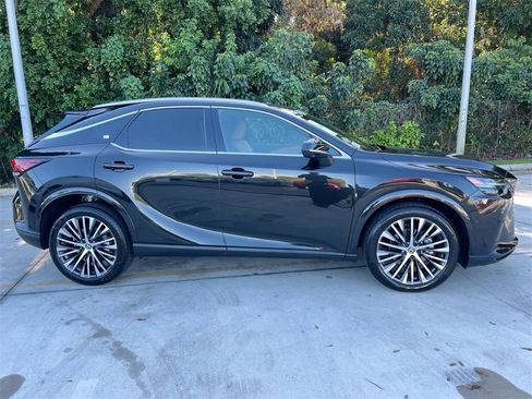 Certified 2025 Lexus RX 350 Premium Plus image 8