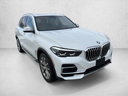 Used 2023 BMW X5 xDrive40i image 3
