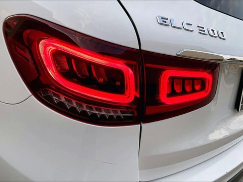 Used 2022 Mercedes-Benz GLC 300 GLC 300 image 27