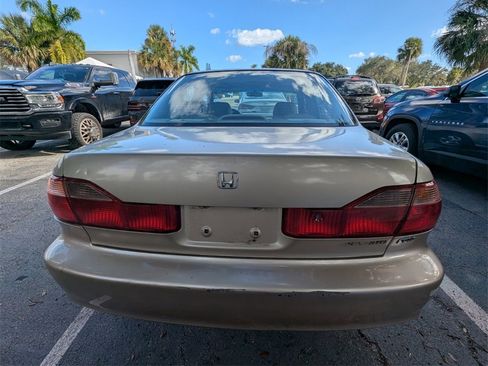 Used 2000 Honda Accord EX image 14