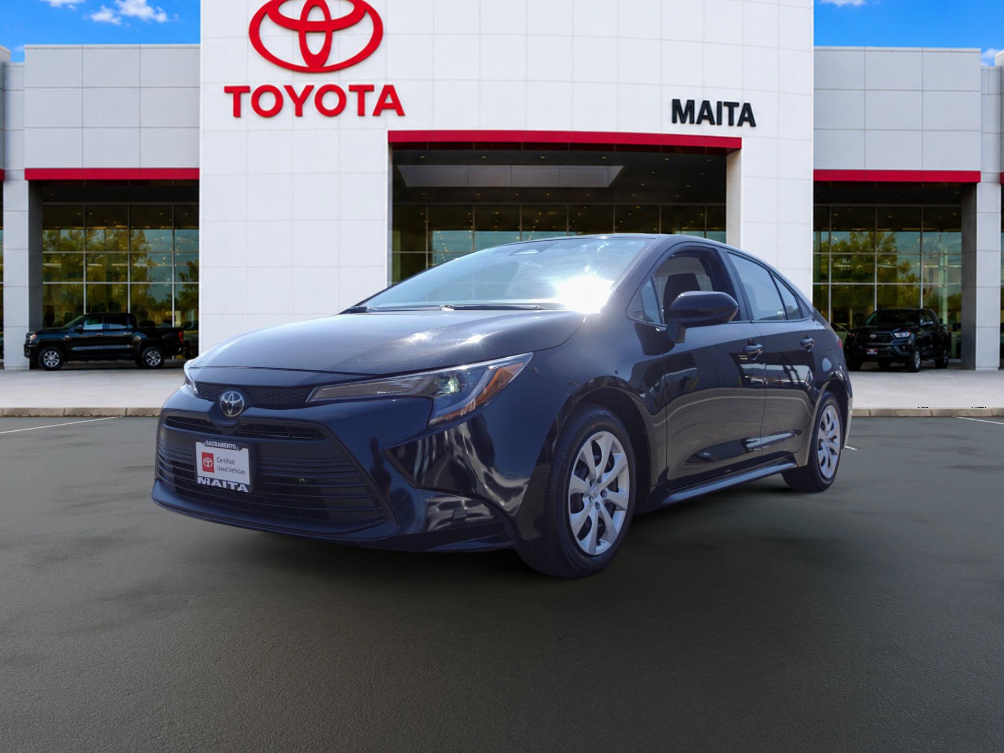 Certified 2025 Toyota Corolla LE FWD image 7