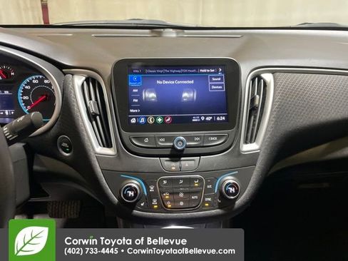 Used 2023 Chevrolet Malibu LT image 17