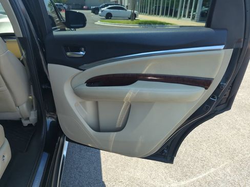 Used 2017 Acura MDX FWD image 33