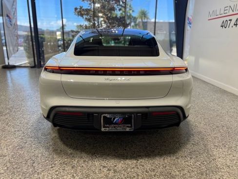 Used 2021 Porsche Taycan 4S image 6