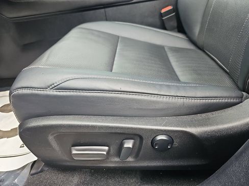 Used 2020 Lexus RX 350 FWD w/ Accessory Package image 32