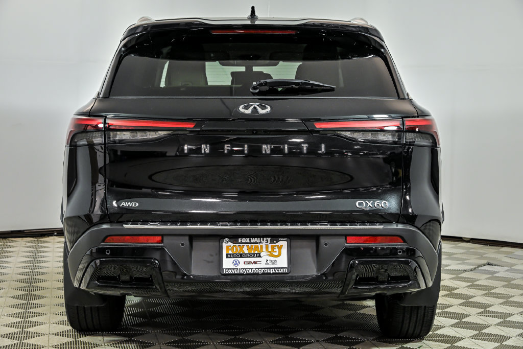 Used 2023 INFINITI QX60 Luxe w/ Cargo Package AWD/4WD image 7