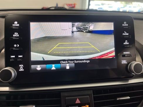 Used 2018 Honda Accord Sport image 28