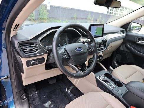 Used 2020 Ford Escape SEL AWD/4WD image 17