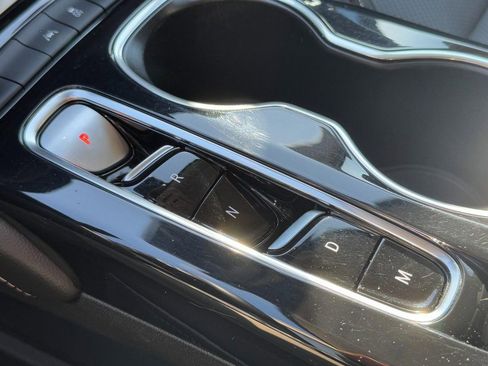 Used 2022 Buick Envision Essence w/ Safety Package image 21