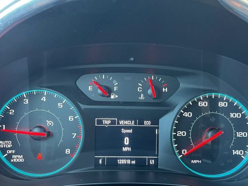 Used 2020 Chevrolet Malibu LT FWD image 18