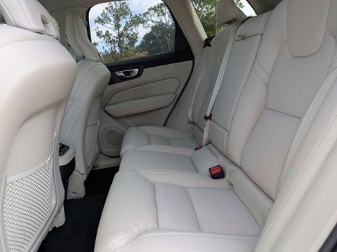 New 2026 Volvo XC60 B5 Ultra w/ Protection Package Premier image 15