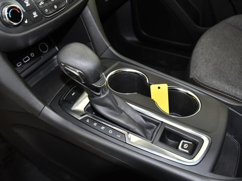 Used 2024 Chevrolet Equinox LT w/ LPO, Floor Liner Package AWD/4WD image 32