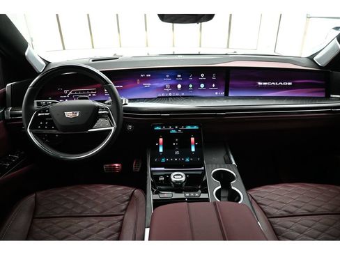 Certified 2026 Cadillac Escalade Sport w/ Touring Package AWD/4WD image 32