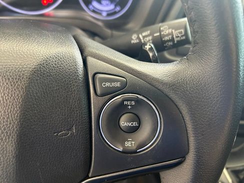 Used 2022 Honda HR-V Sport image 36
