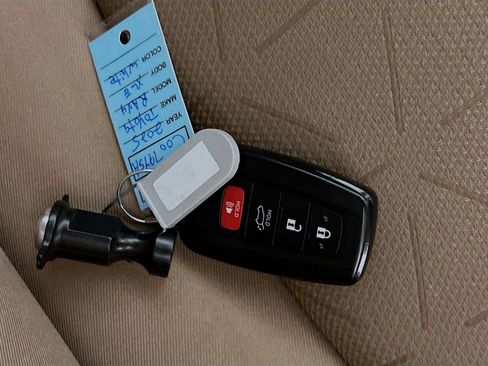 Used 2025 Toyota RAV4 XLE w/ Convenience Package AWD/4WD image 36