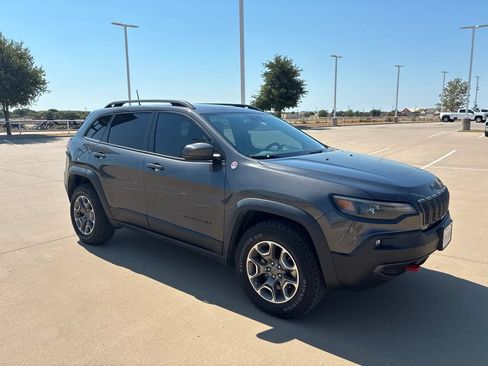 Used 2021 Jeep Cherokee Trailhawk w/ Trailer Tow Group AWD/4WD image 5