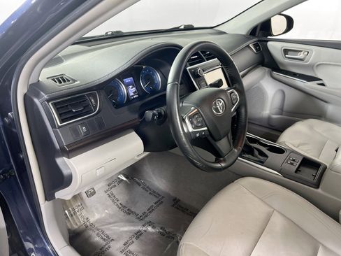 Used 2015 Toyota Camry XLE FWD image 9