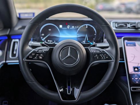 Used 2023 Mercedes-Benz S 580 S 580 4MATIC Sedan 4D image 33