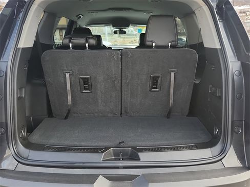 Used 2020 GMC Acadia SLT w/ Trailering Package image 13