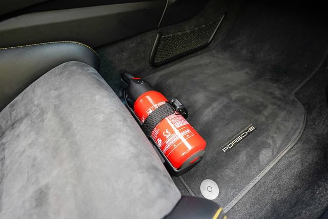 Used 2018 Porsche 911 GT2 RS RWD image 95