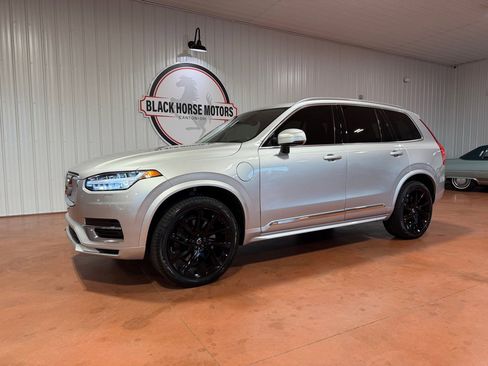 Used 2022 Volvo XC90 T8 Inscription Expression w/ Advanced Package image 3