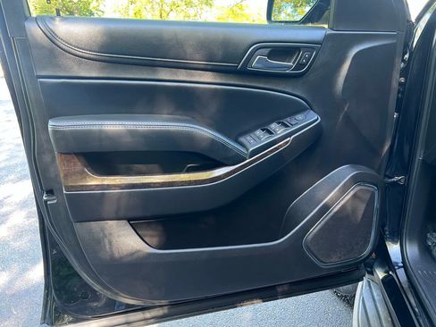 Used 2015 Chevrolet Tahoe LS w/ Driver Alert Package AWD/4WD image 38