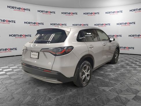 Used 2023 Honda HR-V EX-L image 6