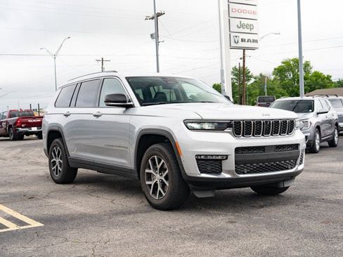 Certified 2024 Jeep Grand Cherokee L Limited w/ Luxury Tech Group II AWD/4WD image 7