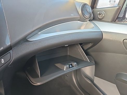 Used 2015 Chevrolet Spark LS image 30