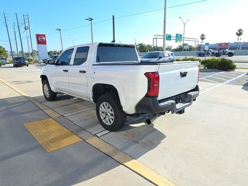 Used 2025 Toyota Tacoma 2WD Double Cab image 6