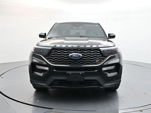 Used 2022 Ford Explorer ST image 3